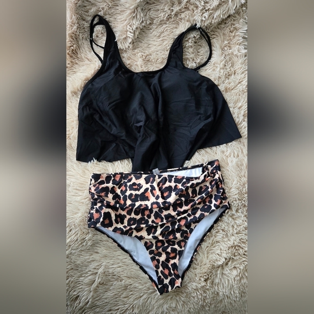 OMKAGI Tankini #1069 NWOT - Picture 2 of 11